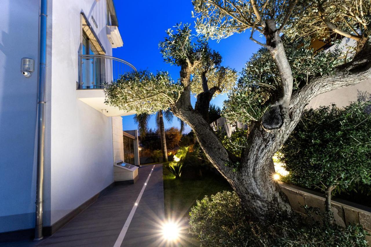Zaffiro Lavico Rooms Etna Nature Sea Acireale Exteriér fotografie