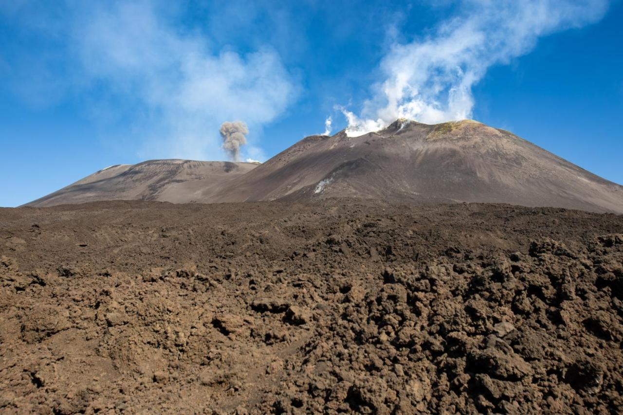 Zaffiro Lavico Rooms Etna Nature Sea Acireale Exteriér fotografie